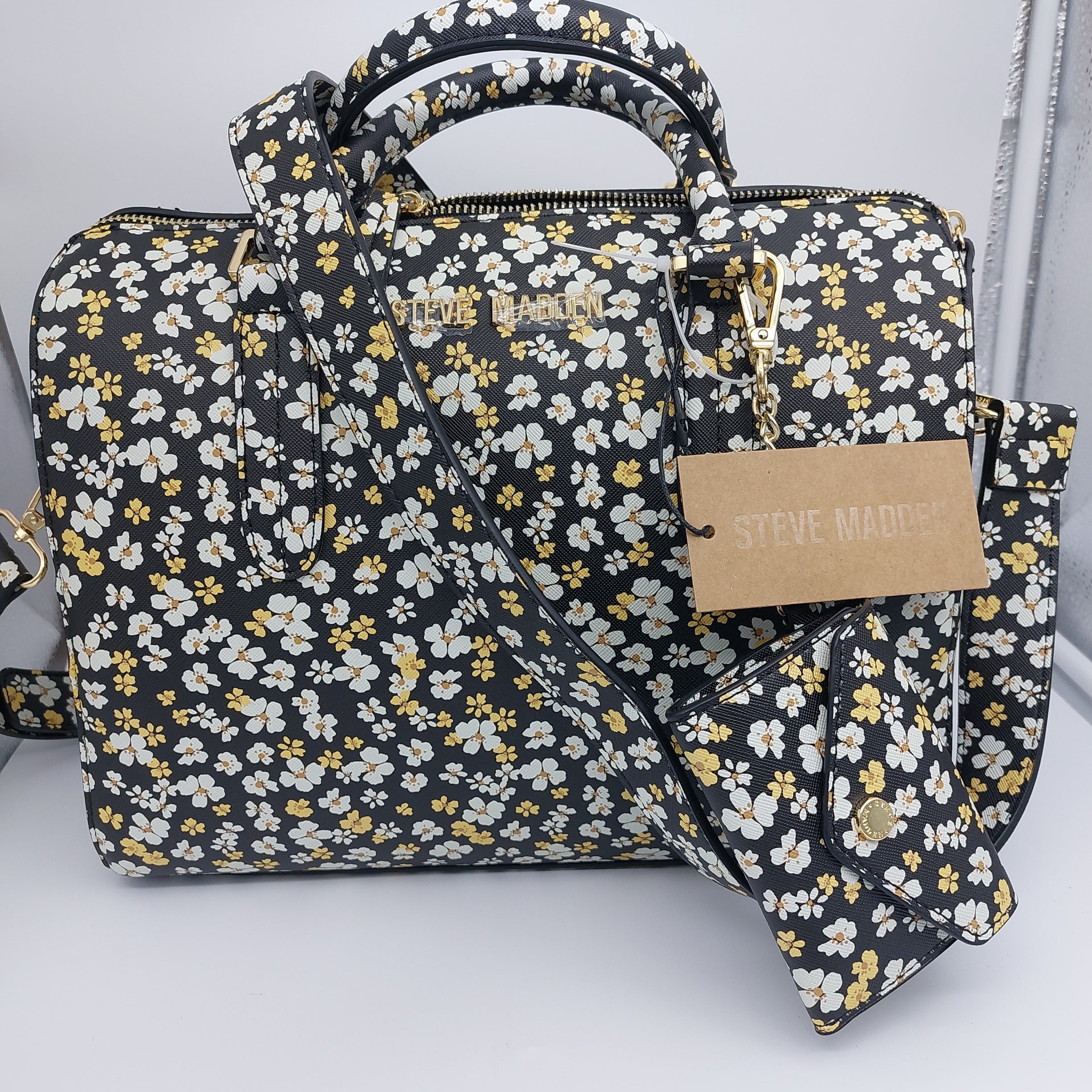 Steve Madden Floral duffle handbag – Janets beauty shop.com