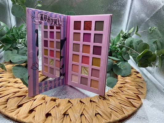 Favor Beauty Romi 18 color Eyeshadow Palette