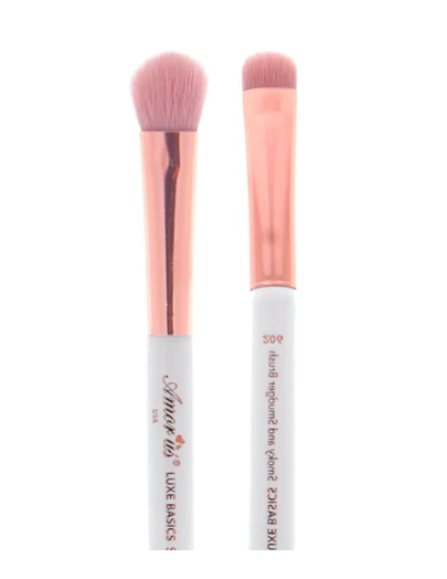 LUXE BASICS SMOKY AND SMUDGER BRUSH #206