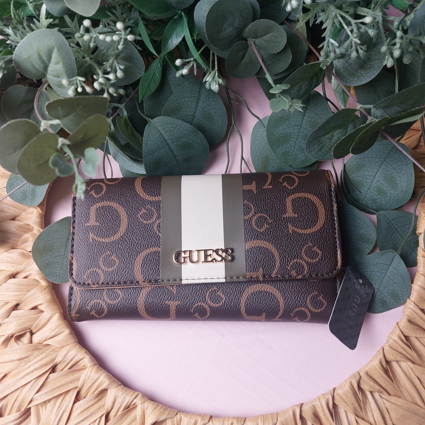 GUESS WALLET