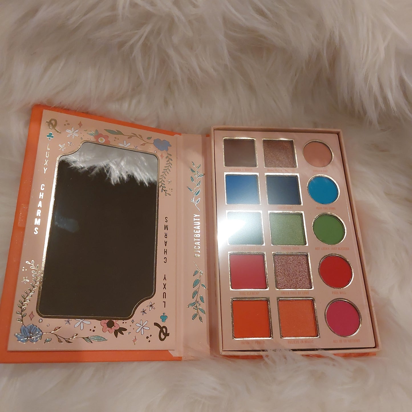 Jcats Luzy Charms Palettes